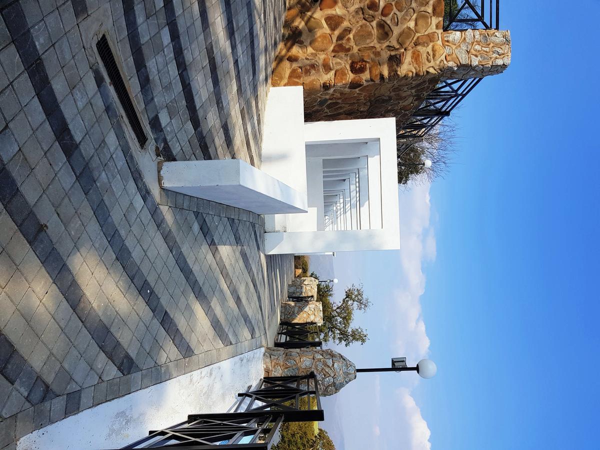 African Rest Lodge Барбертън Екстериор снимка