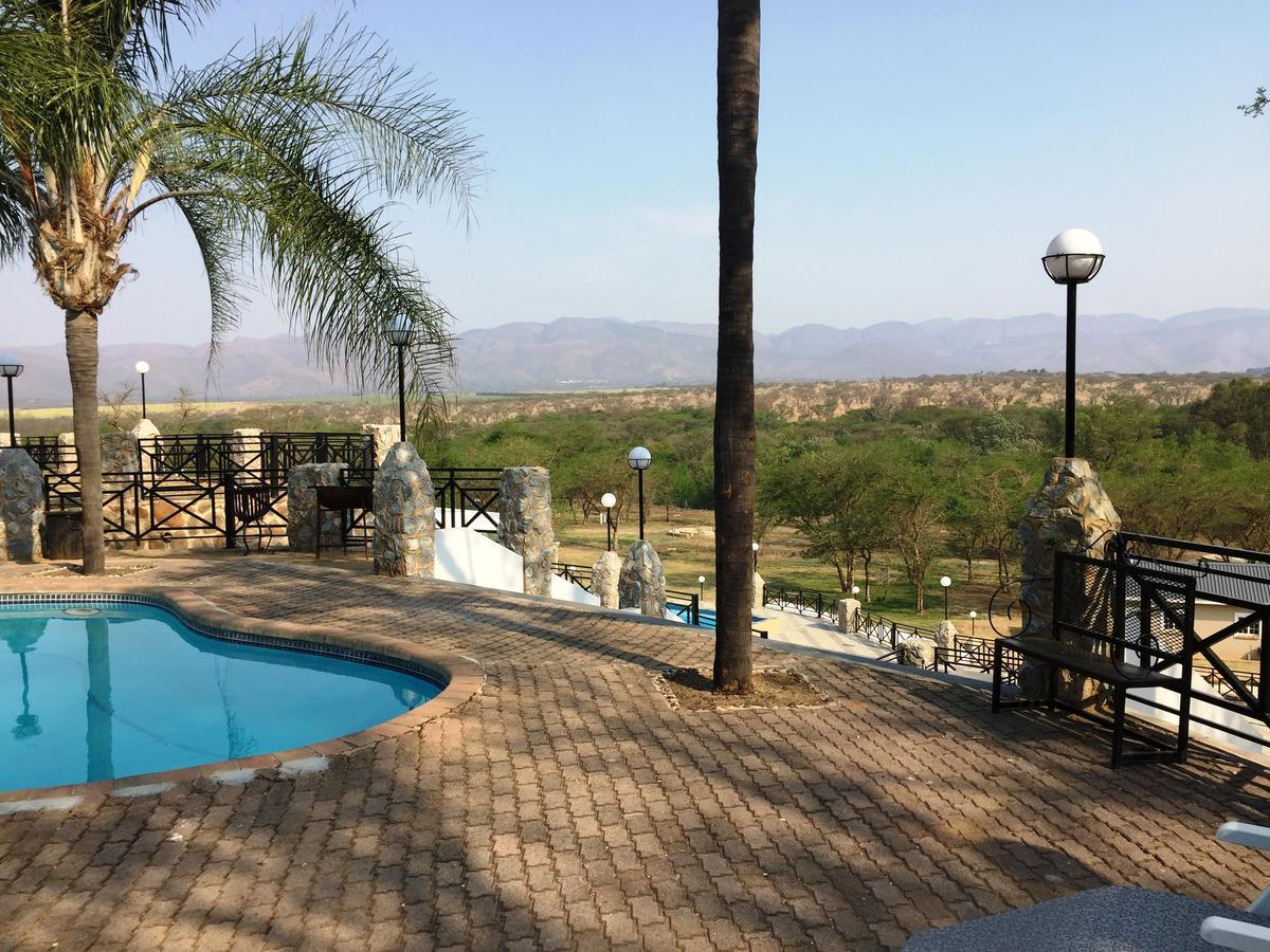 African Rest Lodge Барбертън Екстериор снимка