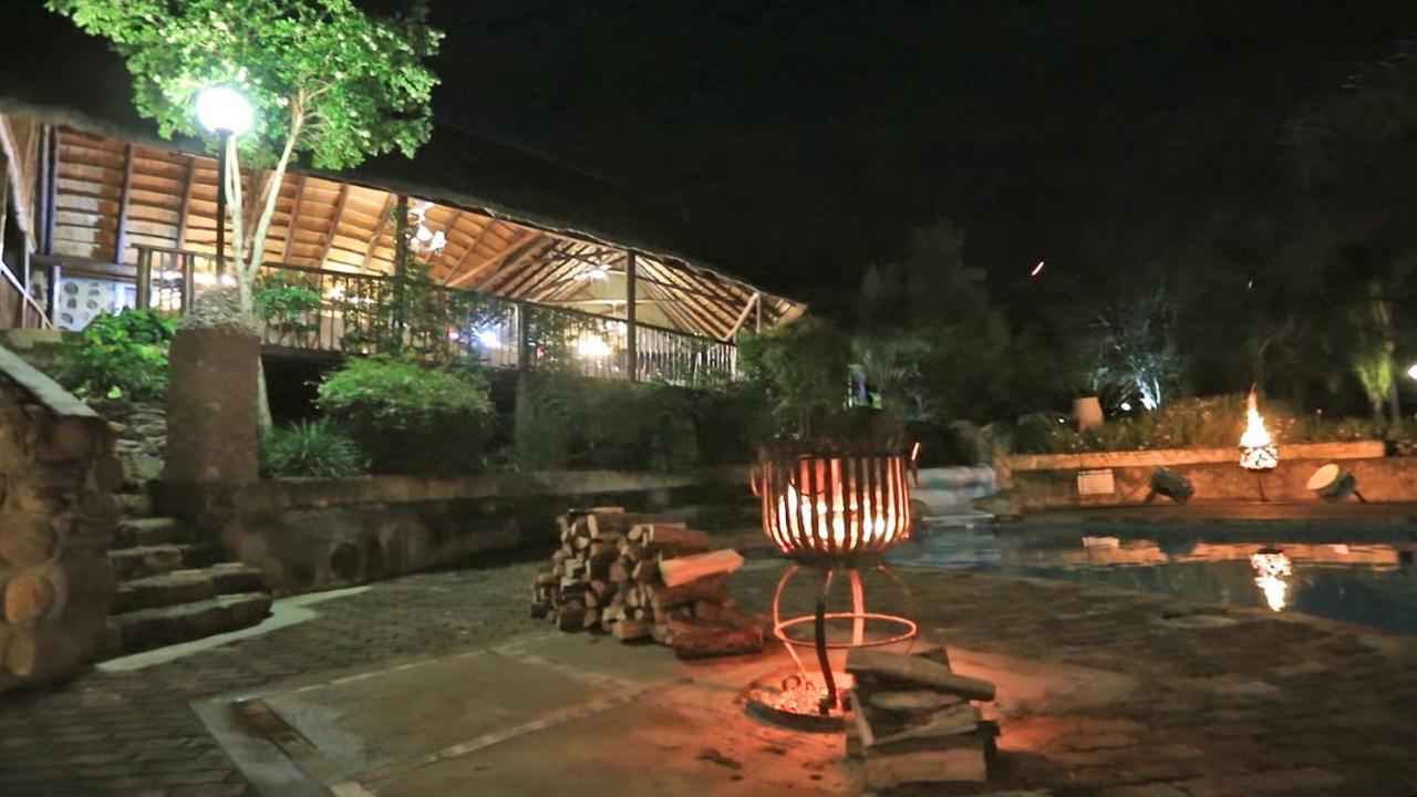 African Rest Lodge Барбертън Екстериор снимка